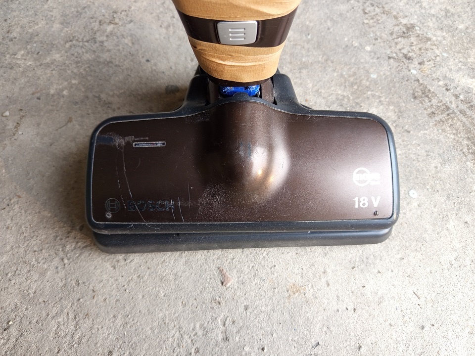 Tyčový vysávač BOSH - 2