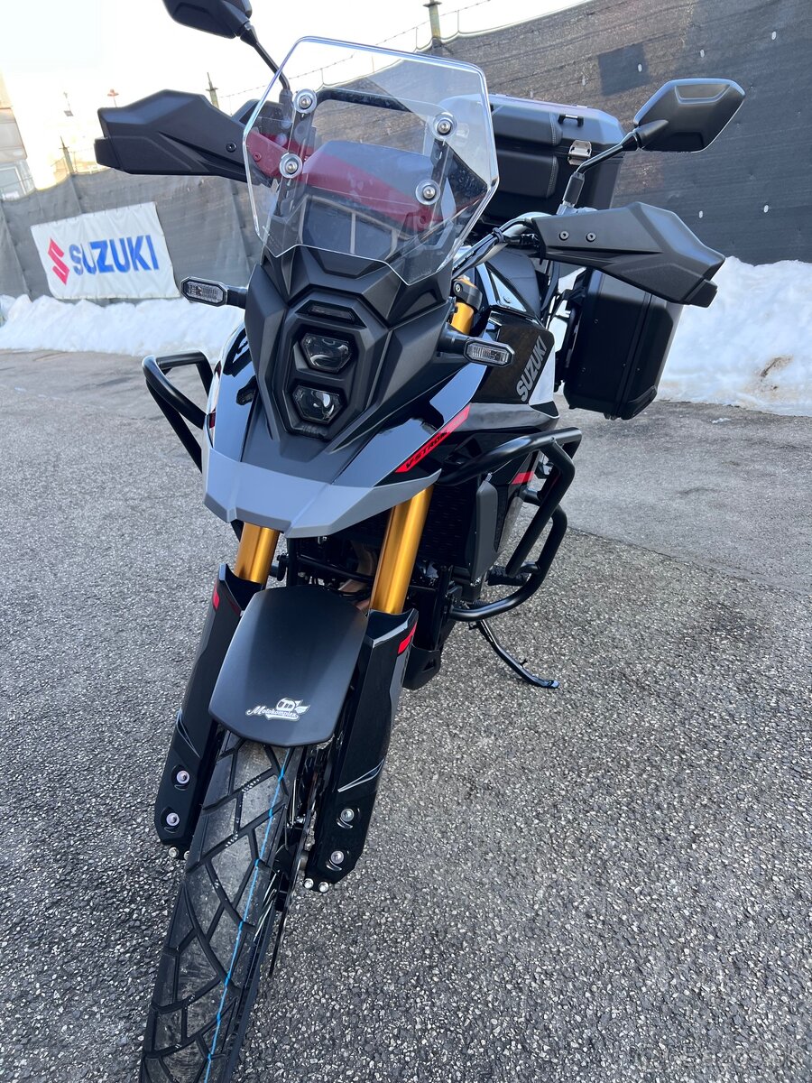 Suzuki Vstrom 800DE - 2