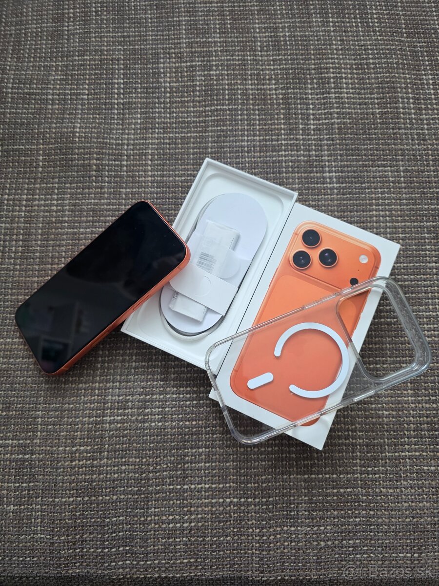 Iphone 17 PRO Cosmic Orange 256GB - 2
