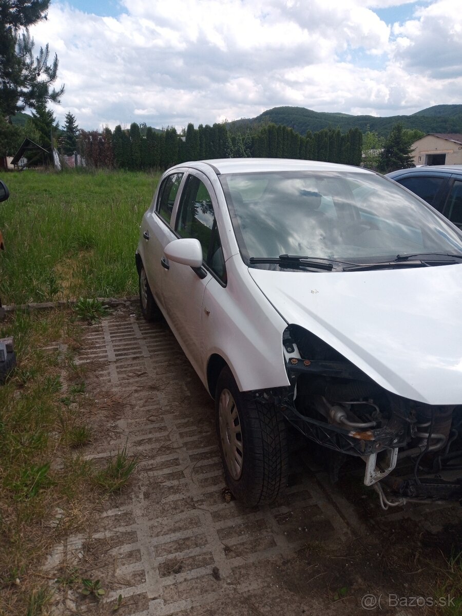 Opel Corsa 1,2LPG r.v.2014 - 2