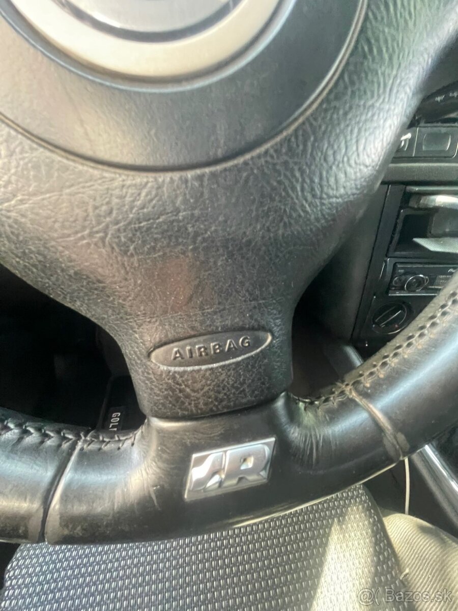 Predám volant golf 4 r32 - 2