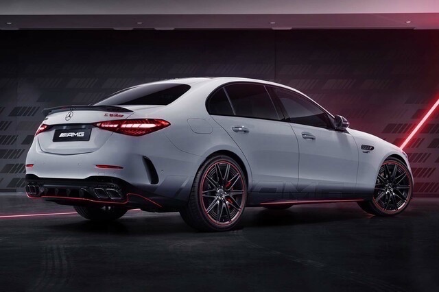 Predám originál kolesa Mercedes C63S Performance R20 - 2