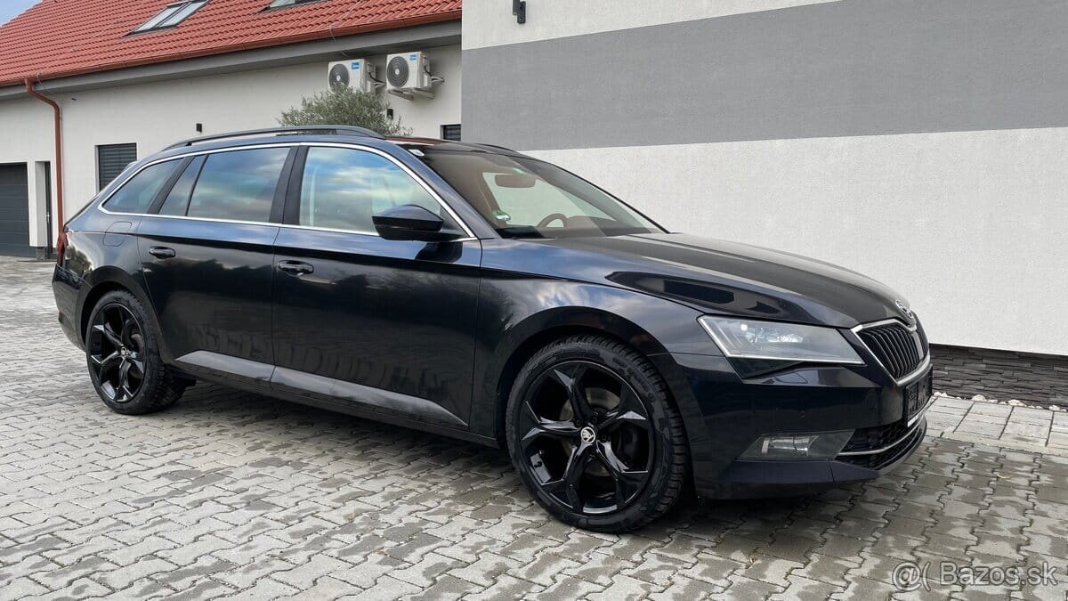 ŠKODA SUPERB COMBI 2.0 TDI DSG - 2