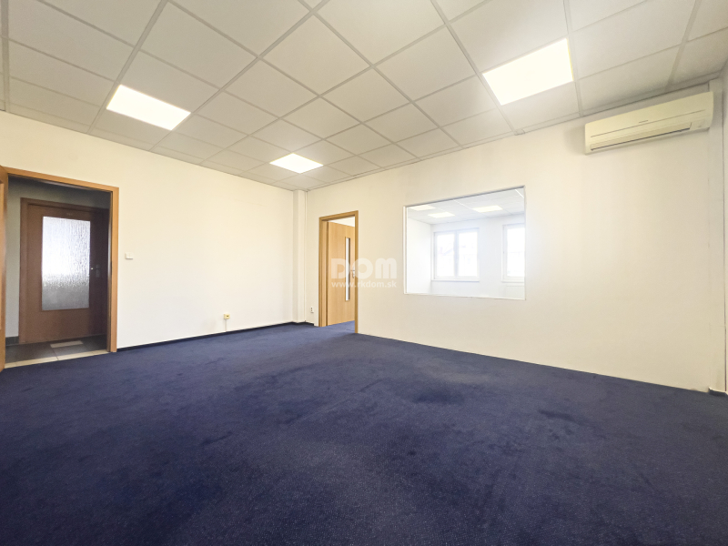rkDOM | Prenájom kancelárie s parkovacím miestom na Náro - 2