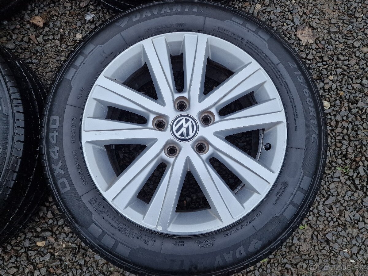Alu disky 17"5×120 obute 215/60R17 VW T5 T6 - 2