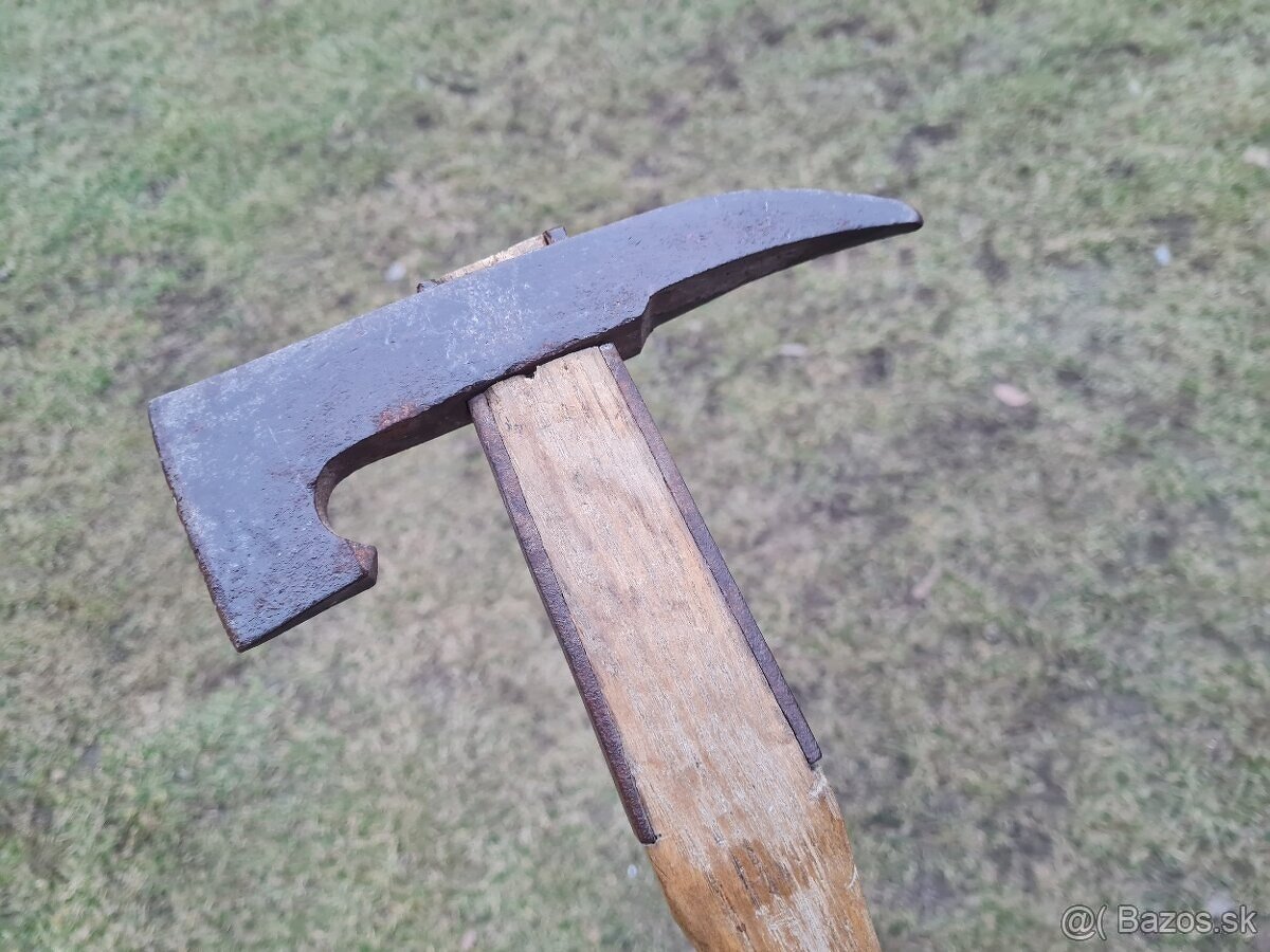 Hasičská sekera - 2