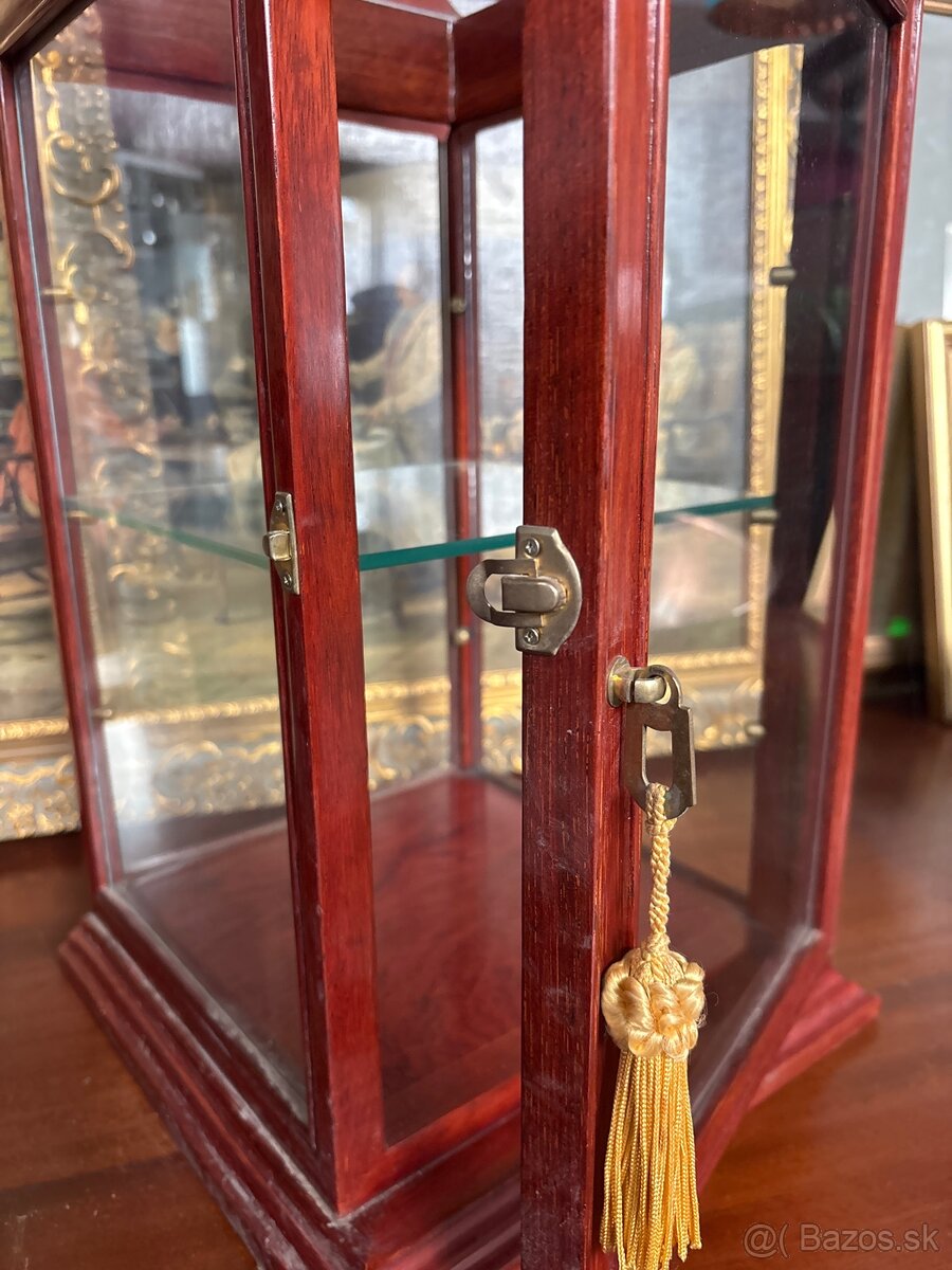 Presklená vitrínka / mini skrinka na zberateľské predmet - 2