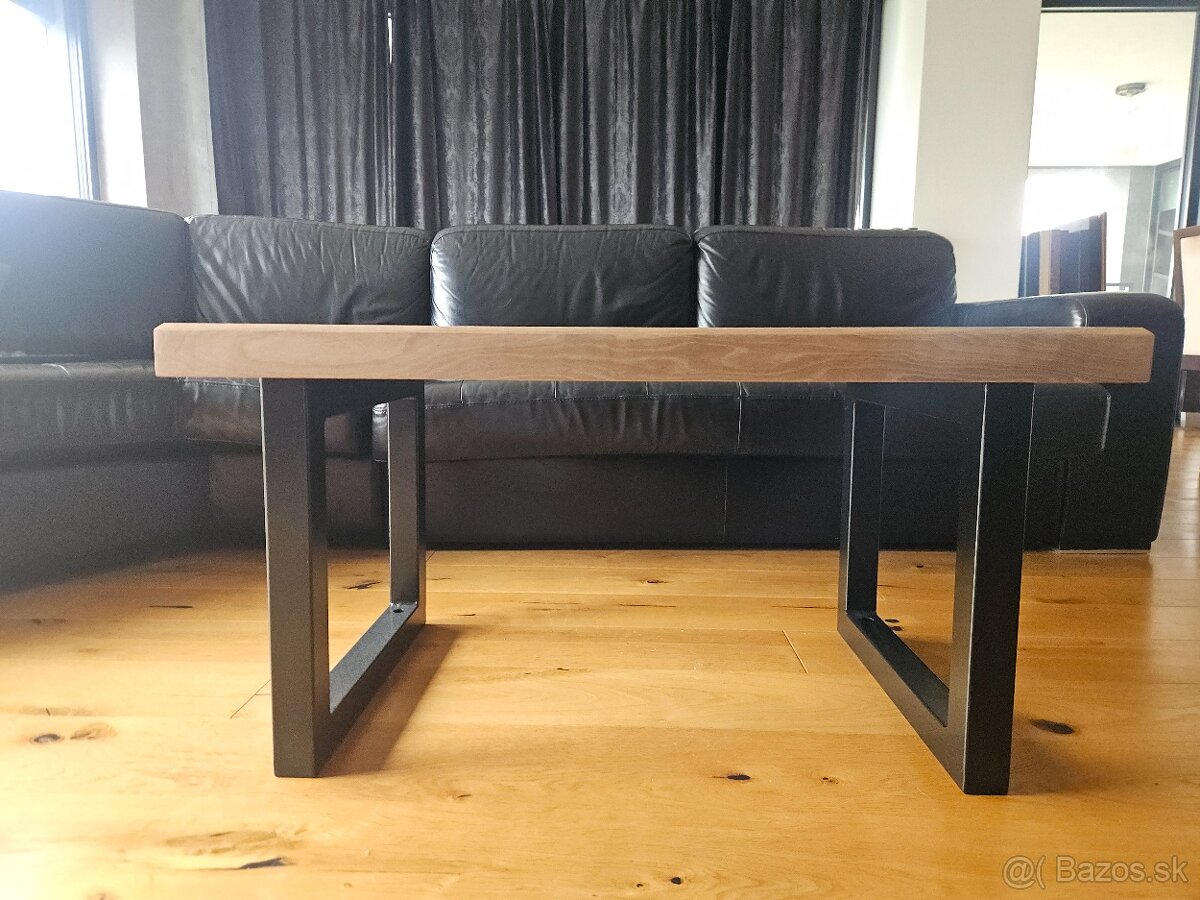 Orechovy konferencny stolik - 2