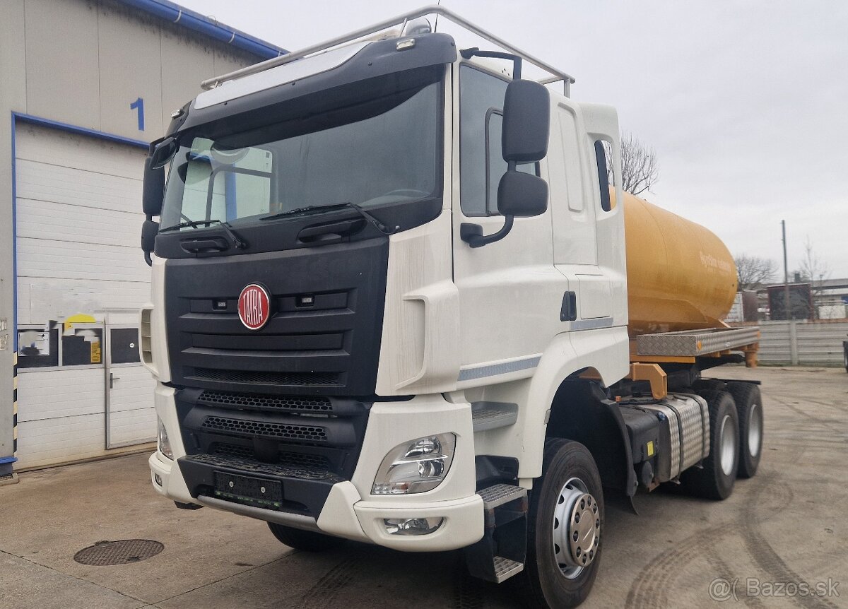 TATRA Phoenix E6, r.v. 2017, s cisternou - 2