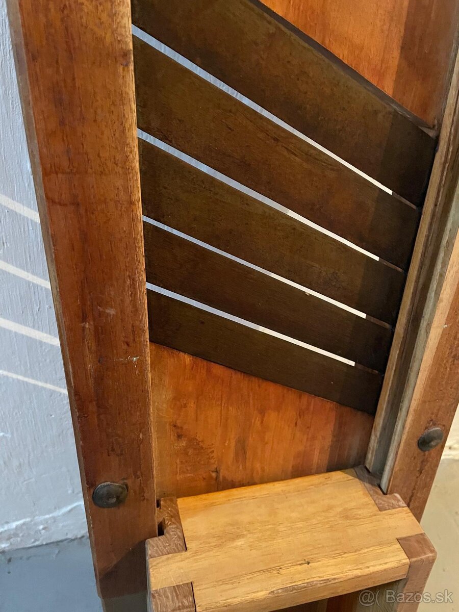 Klasické dubové nože - 2