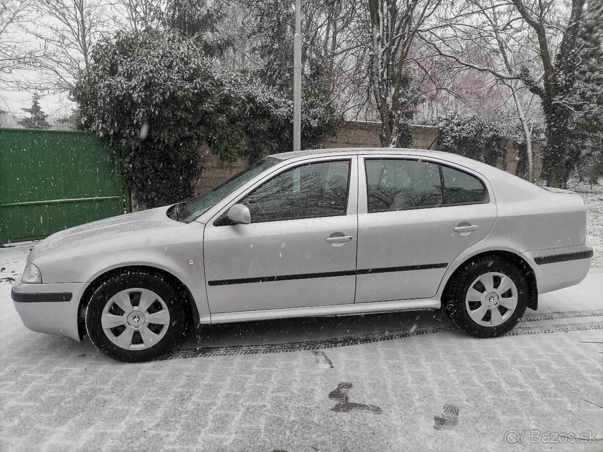 Škoda Octavia 1.6.benzin , EK/STK do 01/2028 - 2