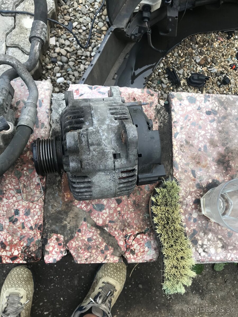 Alternátor Passat b6 2.0tdi 125kw - 2