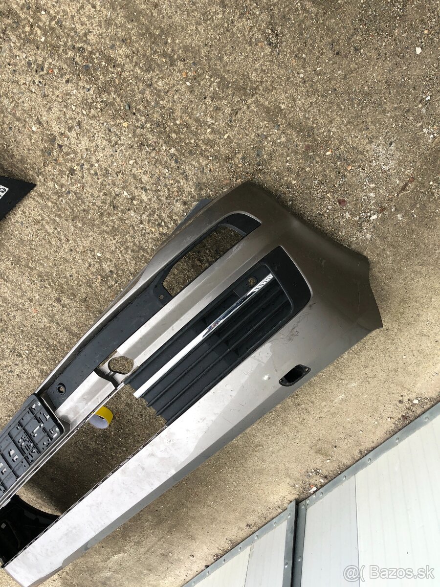 predni naraznik vw t6 15-19 maska mrizky - 2