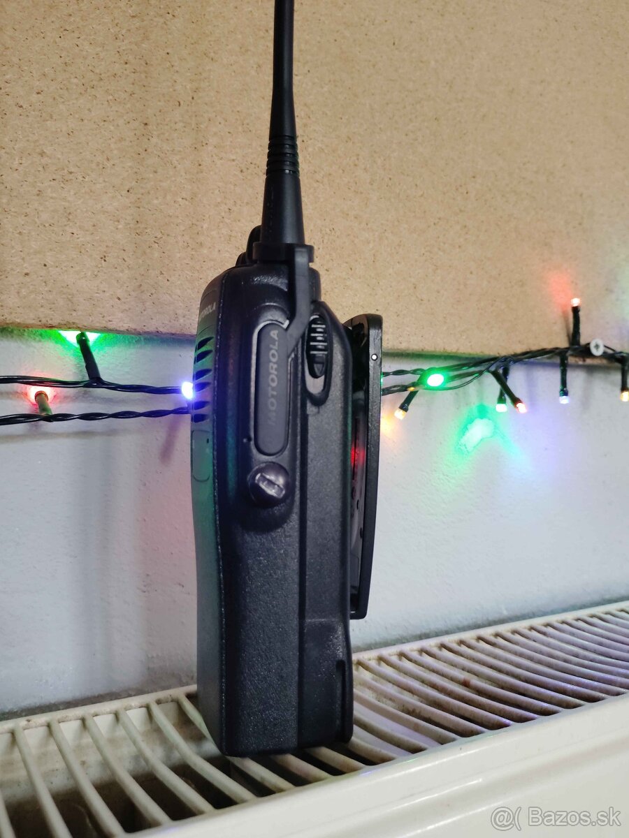 Motorola GP328 UHF - 2
