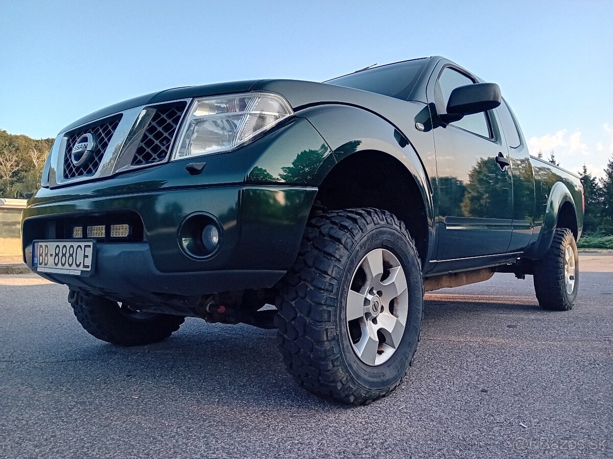 Nissan Navara 2.5 dci 128 kw KING Cab
