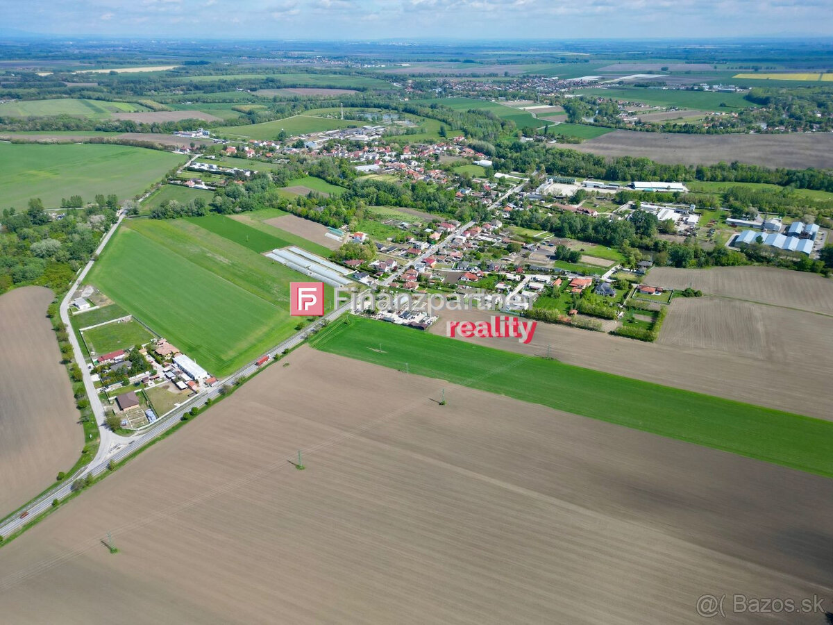 Na predaj investičný pozemok 20.000 m2 Dunajský Klátov - 2