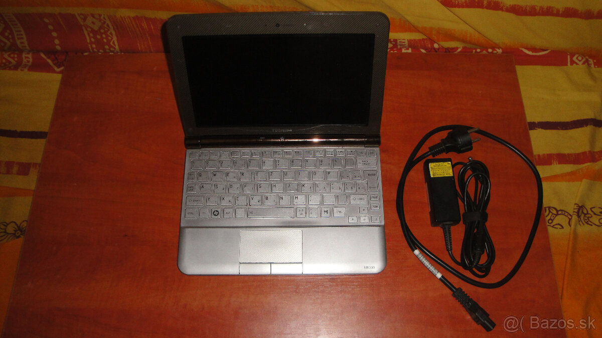 Predám mini notebook Toshiba v Bratislave a okolí - 2