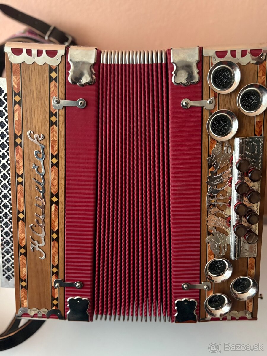 heligonka hlaváček - 2