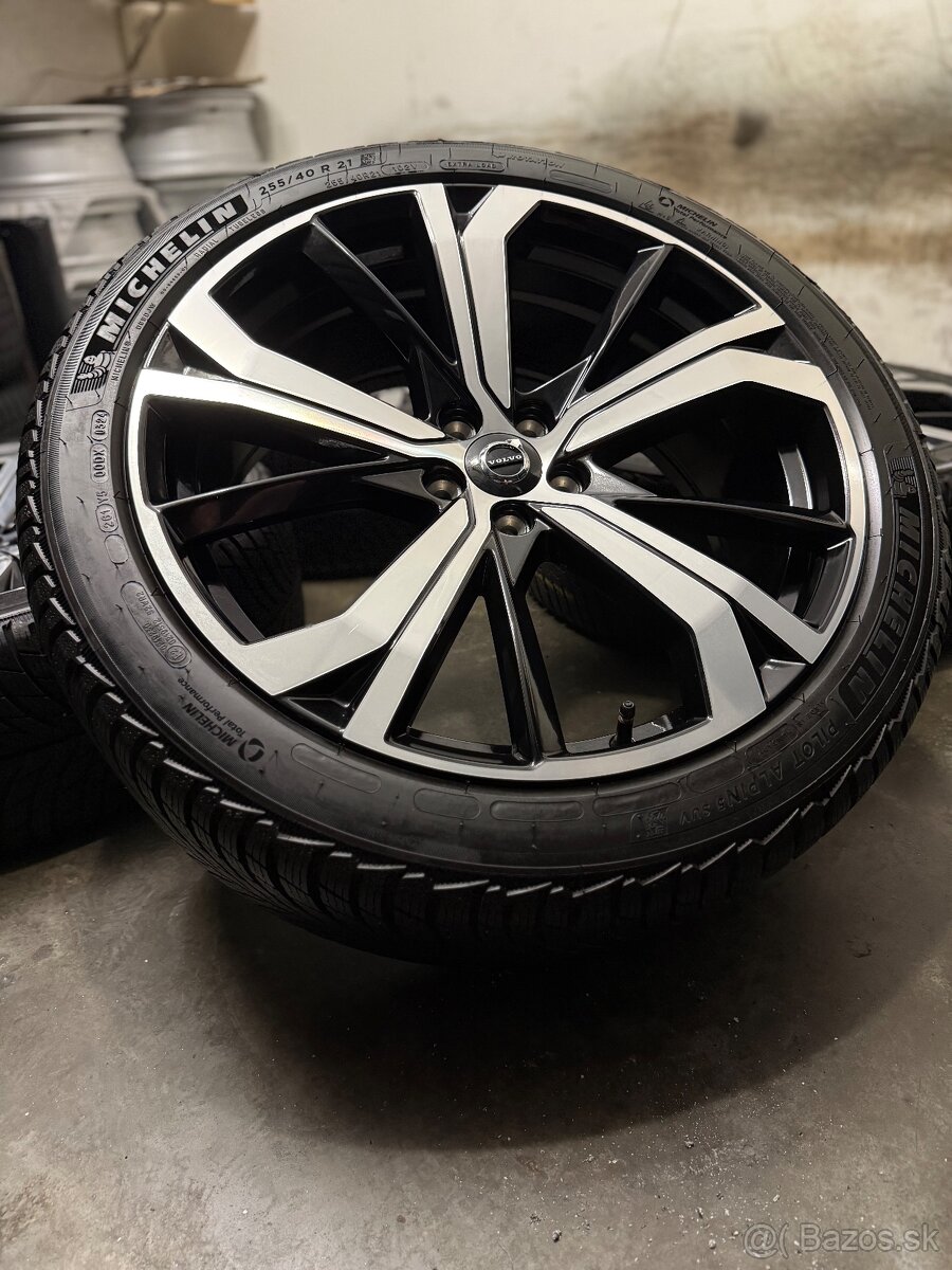 Zimná sada 5x108 R21 , 255/40/21 Volvo XC60 - 2