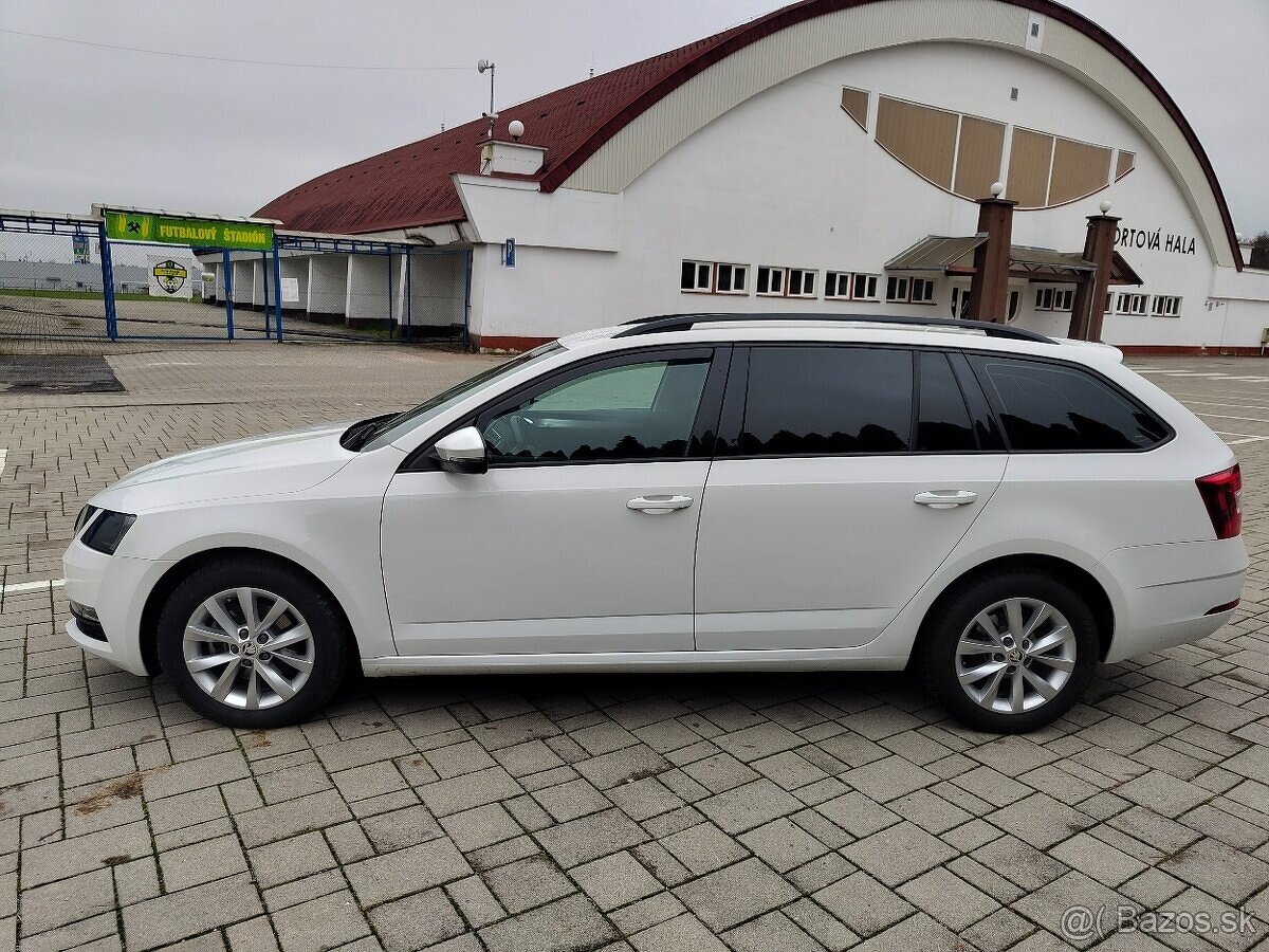 Škoda Octavia Combi 2.0 TDI DSG 110KW - 2