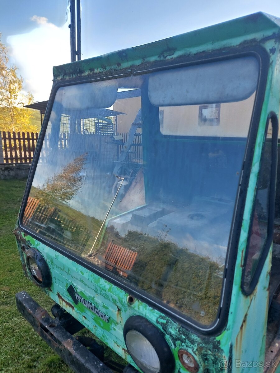 Sklo kabíny multicar M25 - 2
