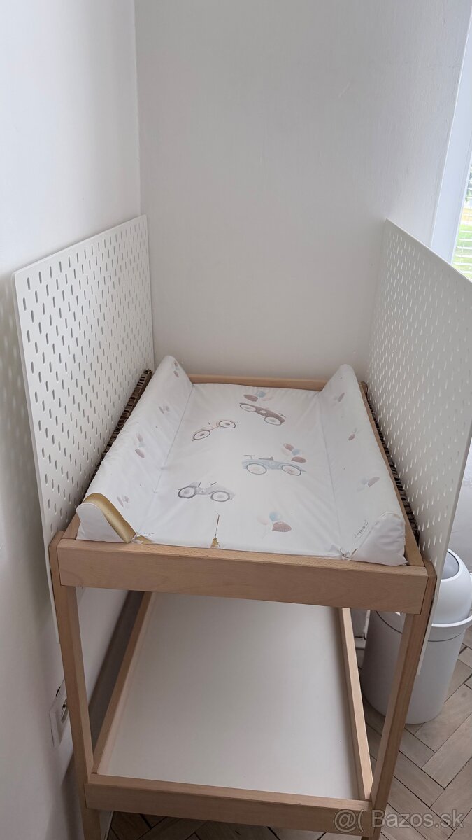 IKEA SNIGLAR Prebaľovací stôl - 2