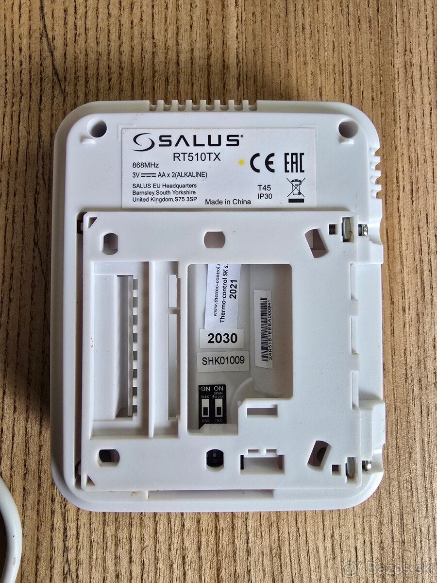 Bezdrôtový týždenný programovateľný termostat Salus - 2