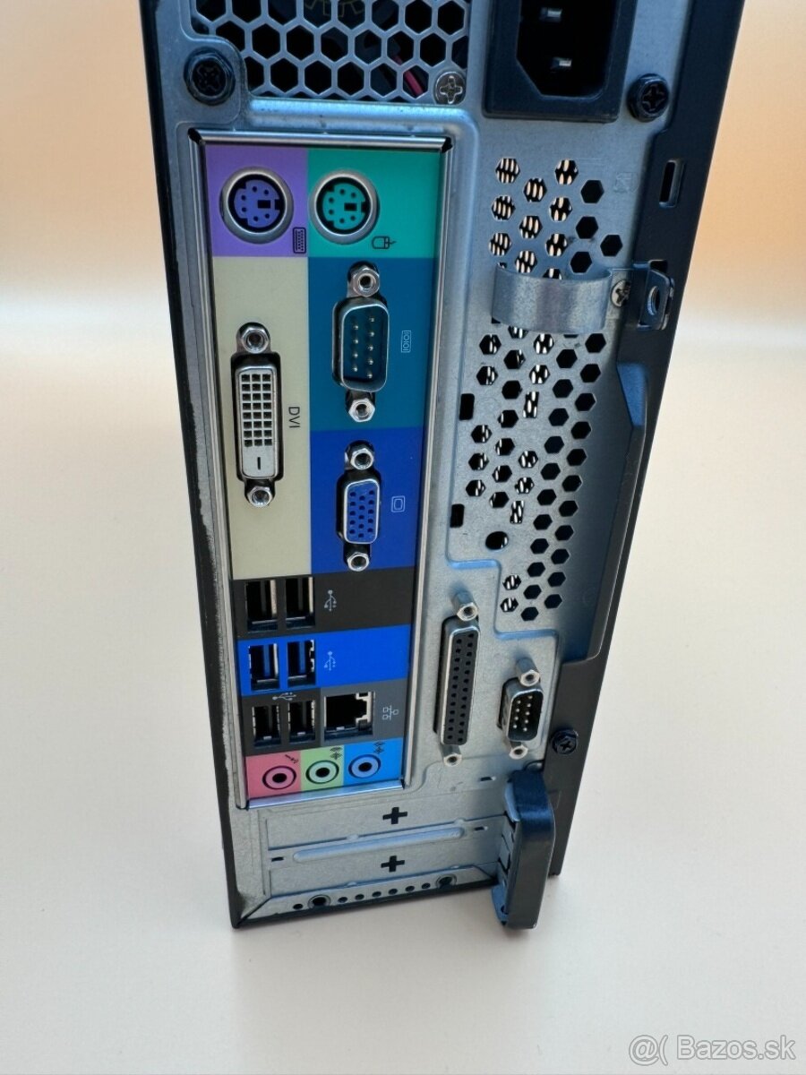 Počítač ACER SFF.Intel AMD A8 4x3,10GHz.8gb ram.120SSD. - 2