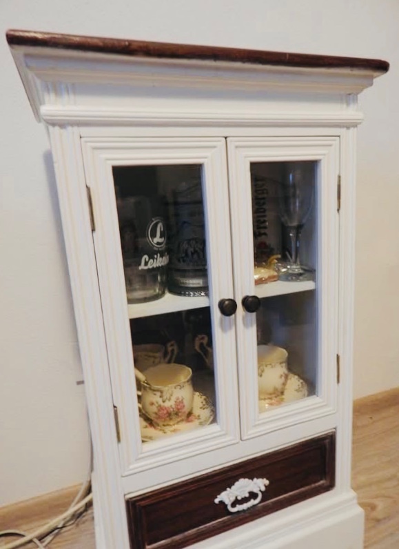 Vitrína (vintage štýl) - 2