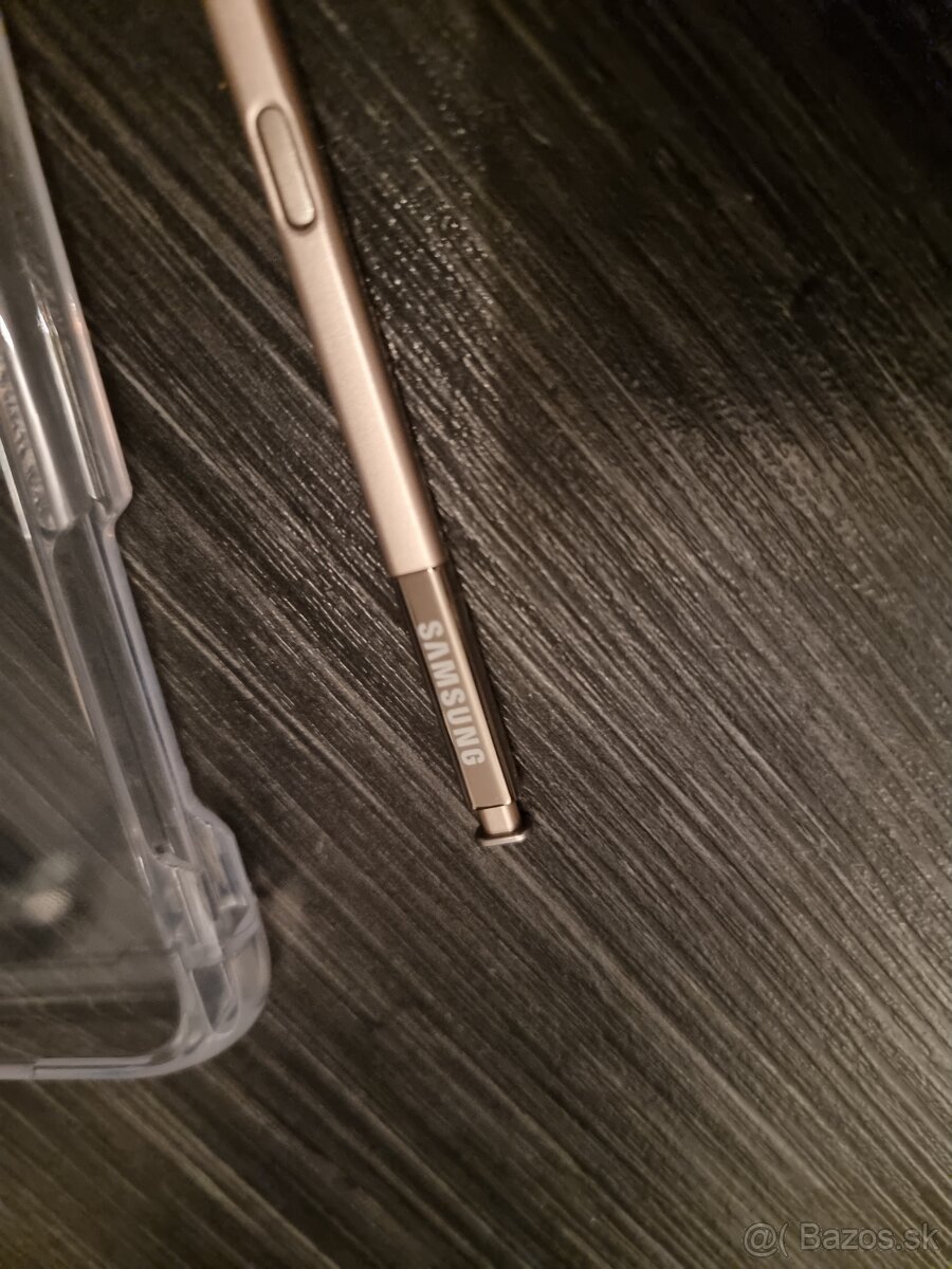 Kryt a pero na s21ultra - 2