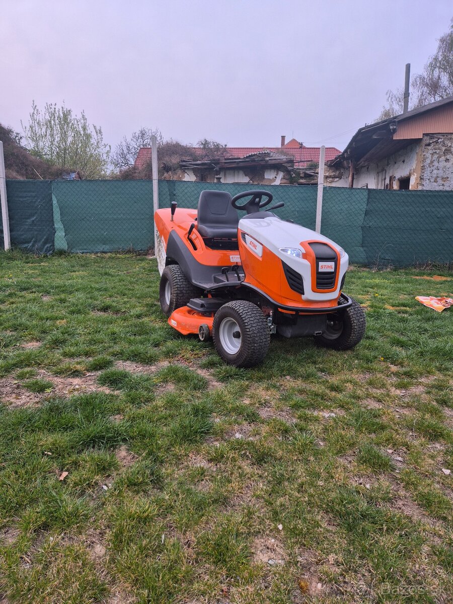 Zahradny traktor - 2