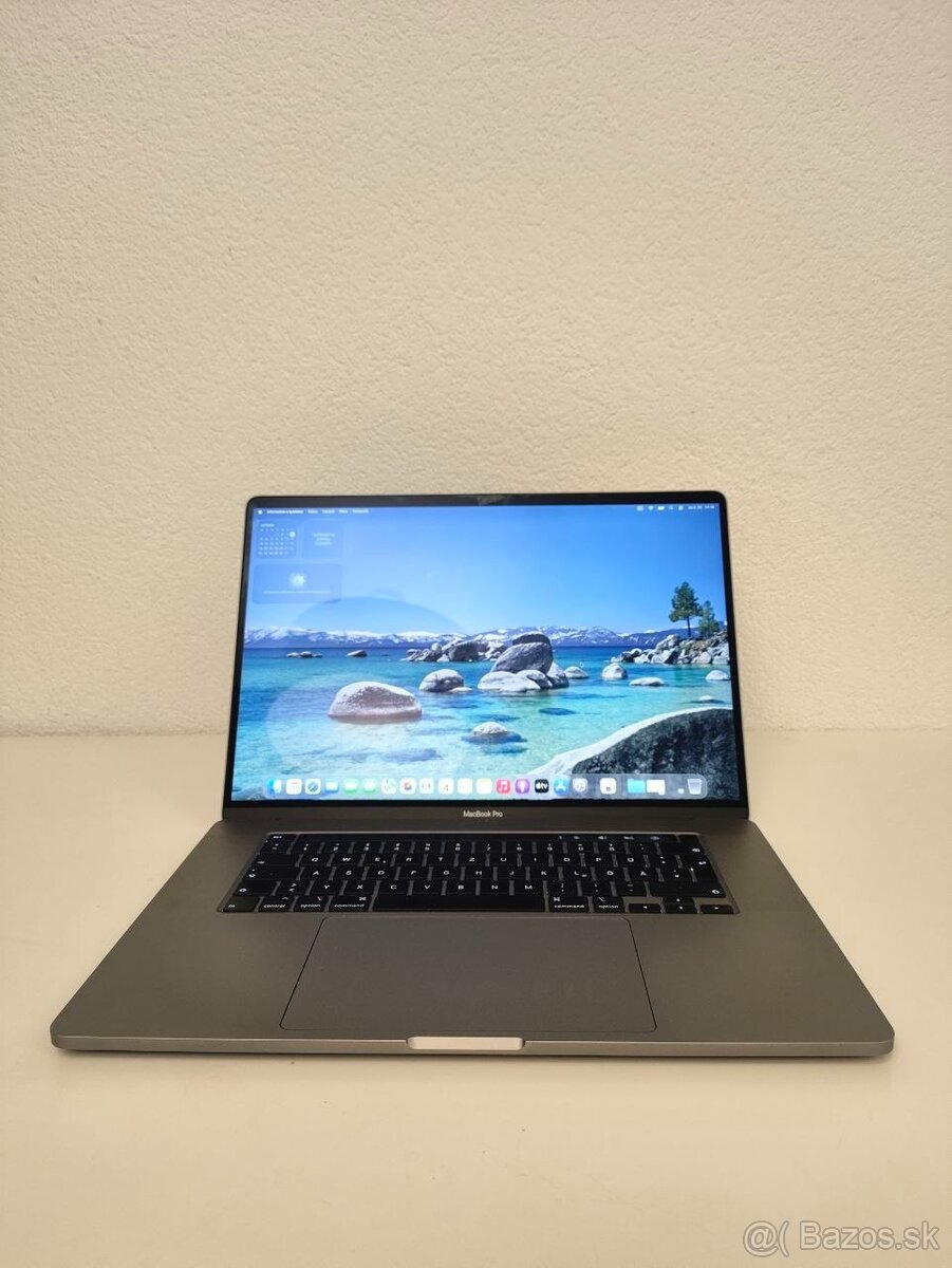 MacBook Pro 16 (2019) | Intel Core i9 2.3 GHz • 16 GB RAM • - 2