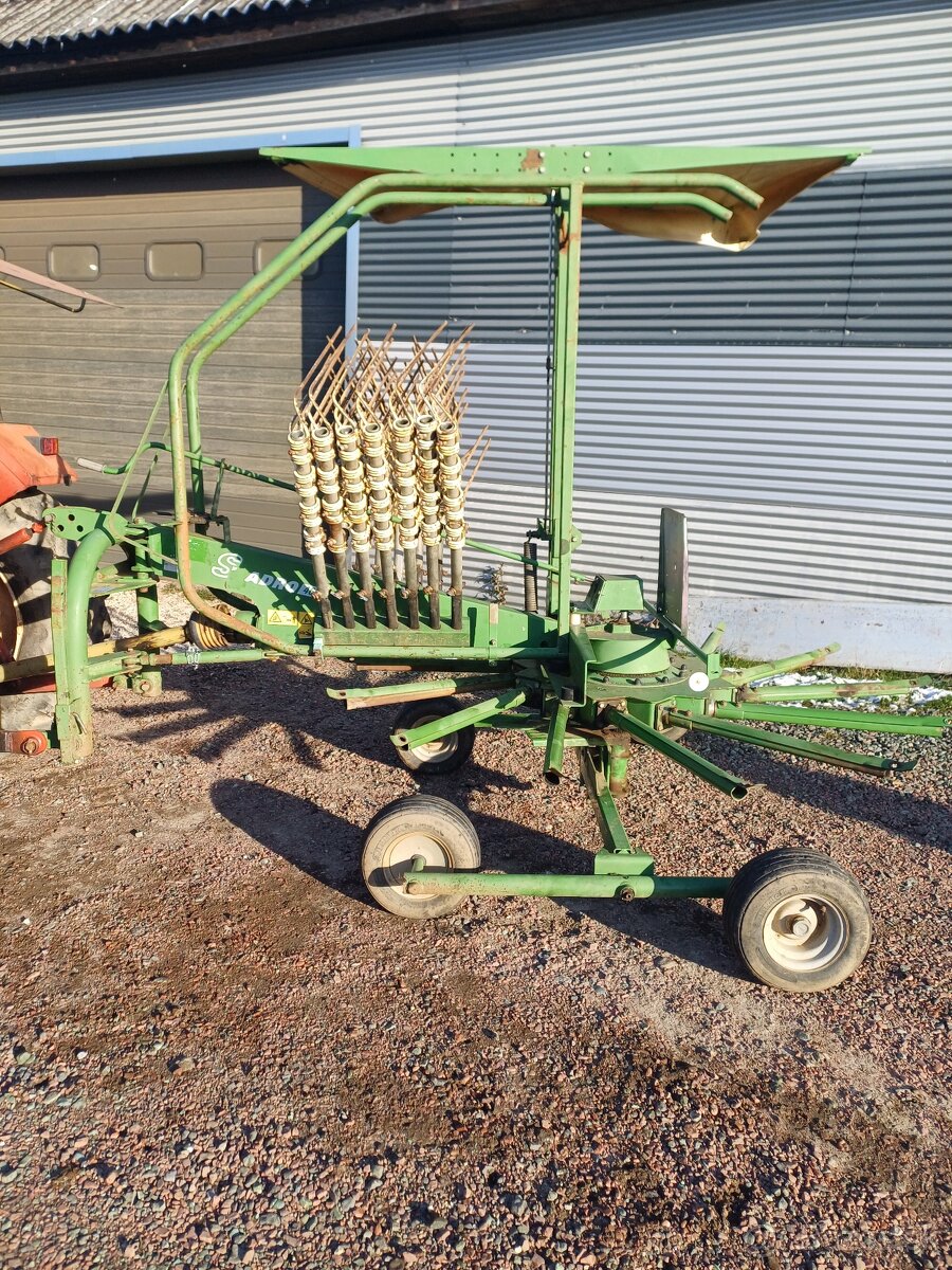 Zhrnovac sena, zhrabovac, riadkovac, hrabacka krone - 2