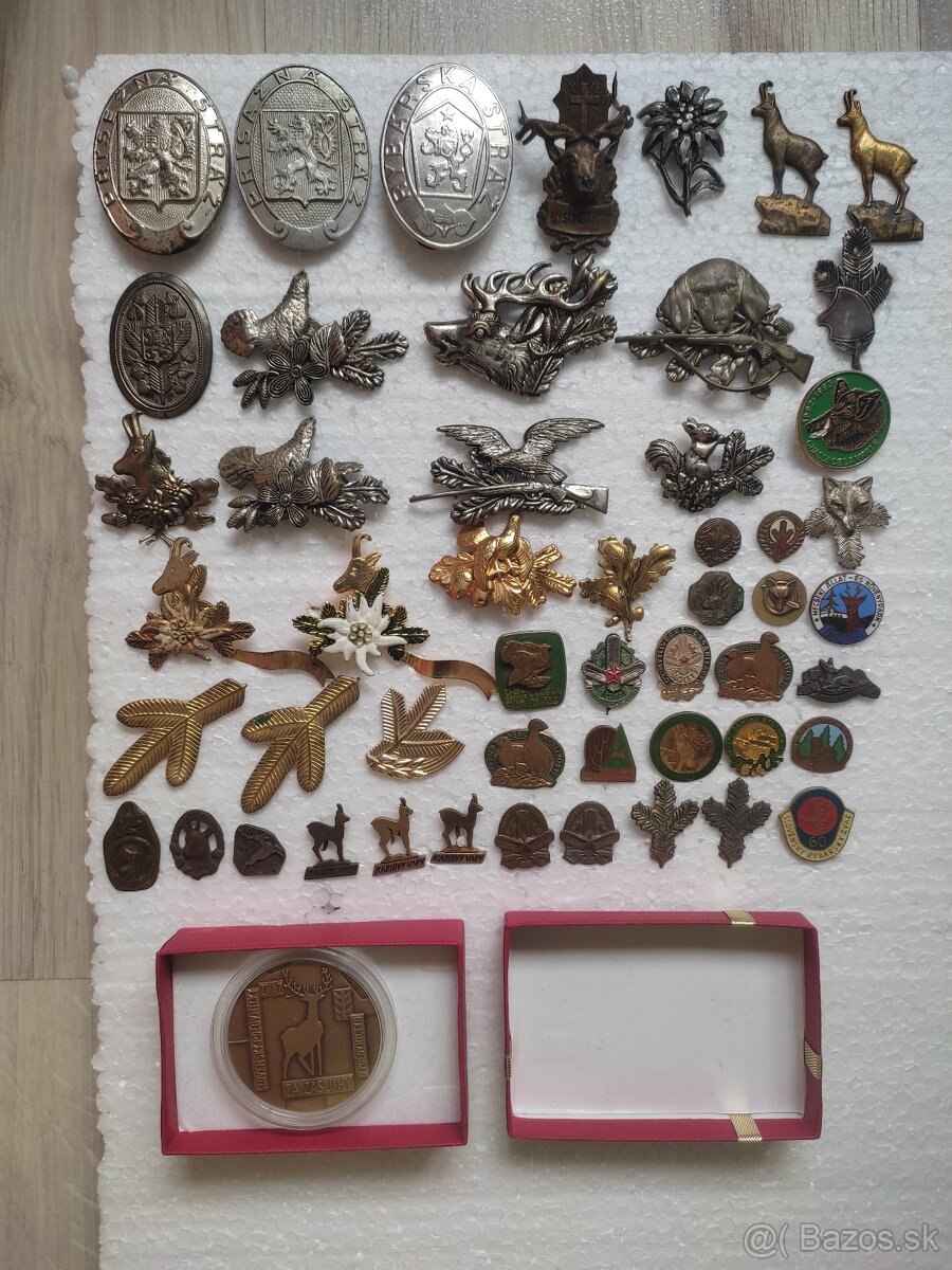 Odznaky Partizánske sokolske atď 10 foto - 2