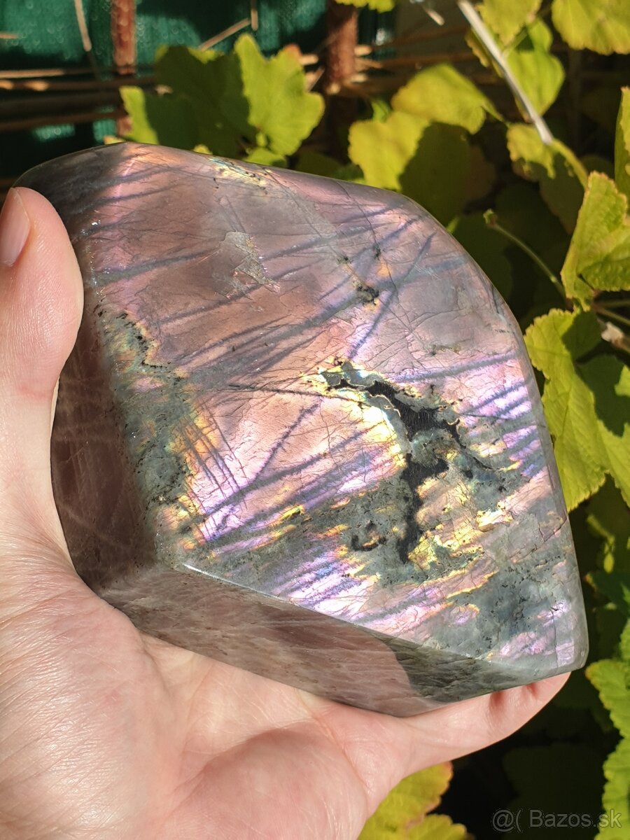 Labradorit - přes 1 Kg (fialový, oboustranná barvoměna) - 2