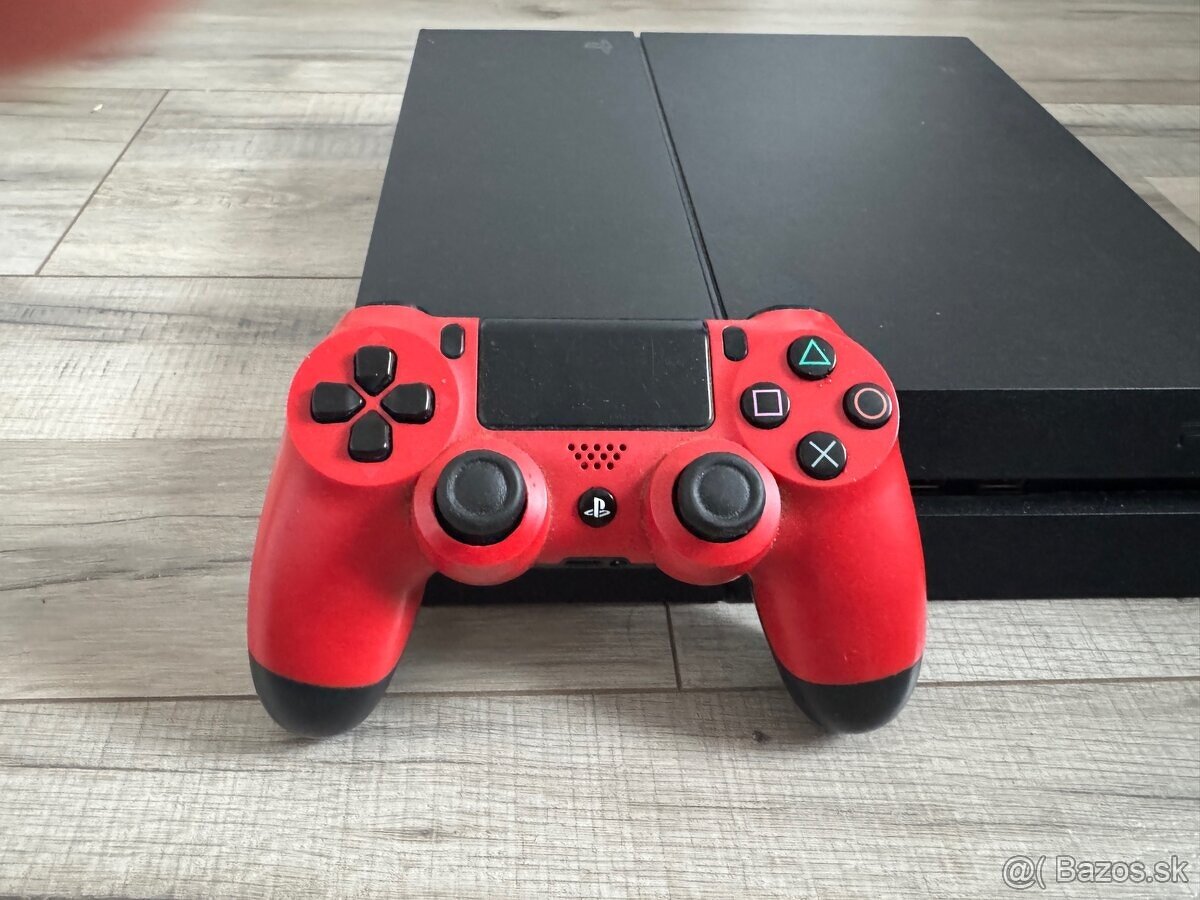 Predám Playstation 4 1000GB + Controller - 2