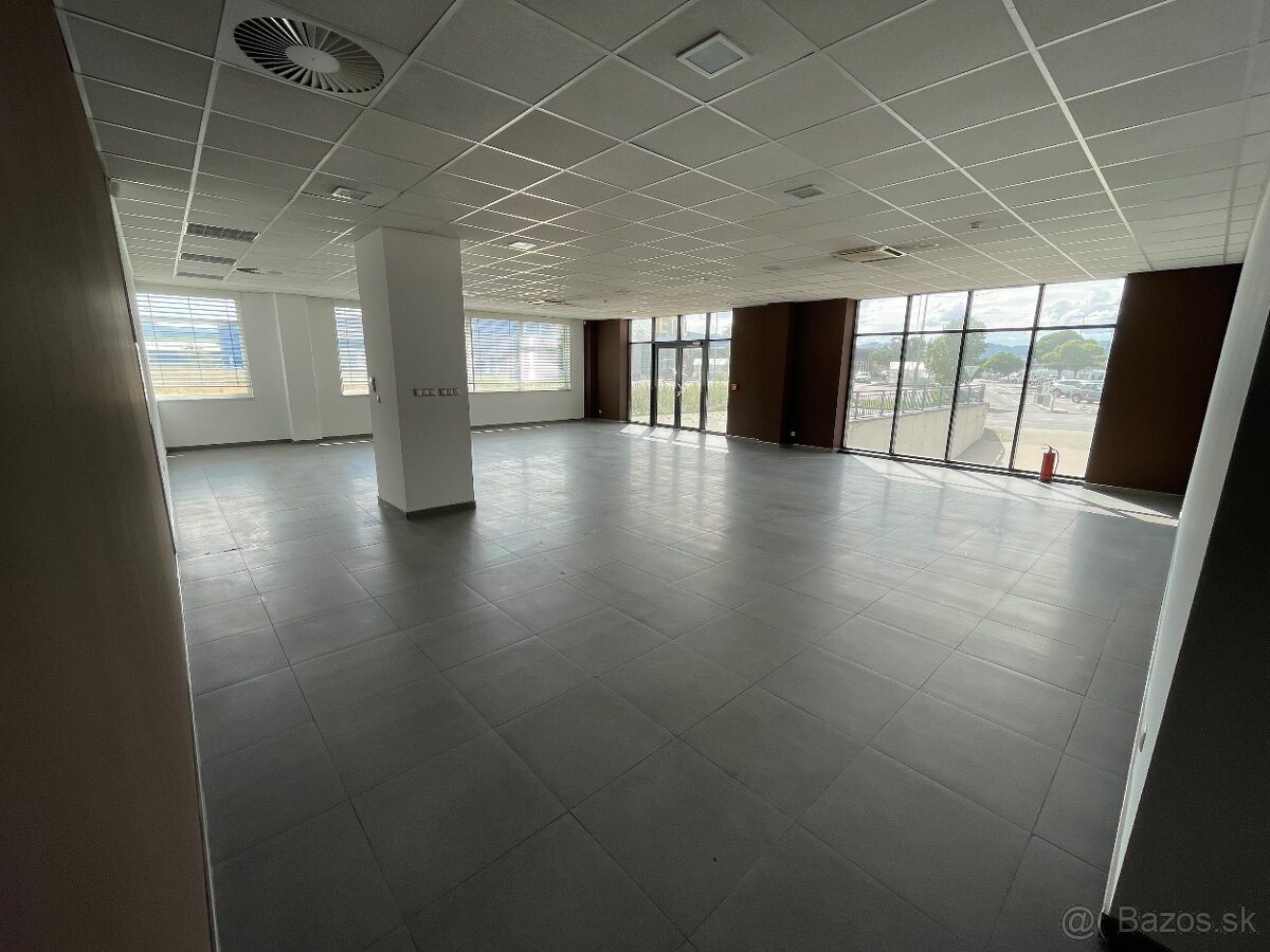 Obchodný priestor 156 m2 prízemie, LIVING CENTRUM, Žilina - 2