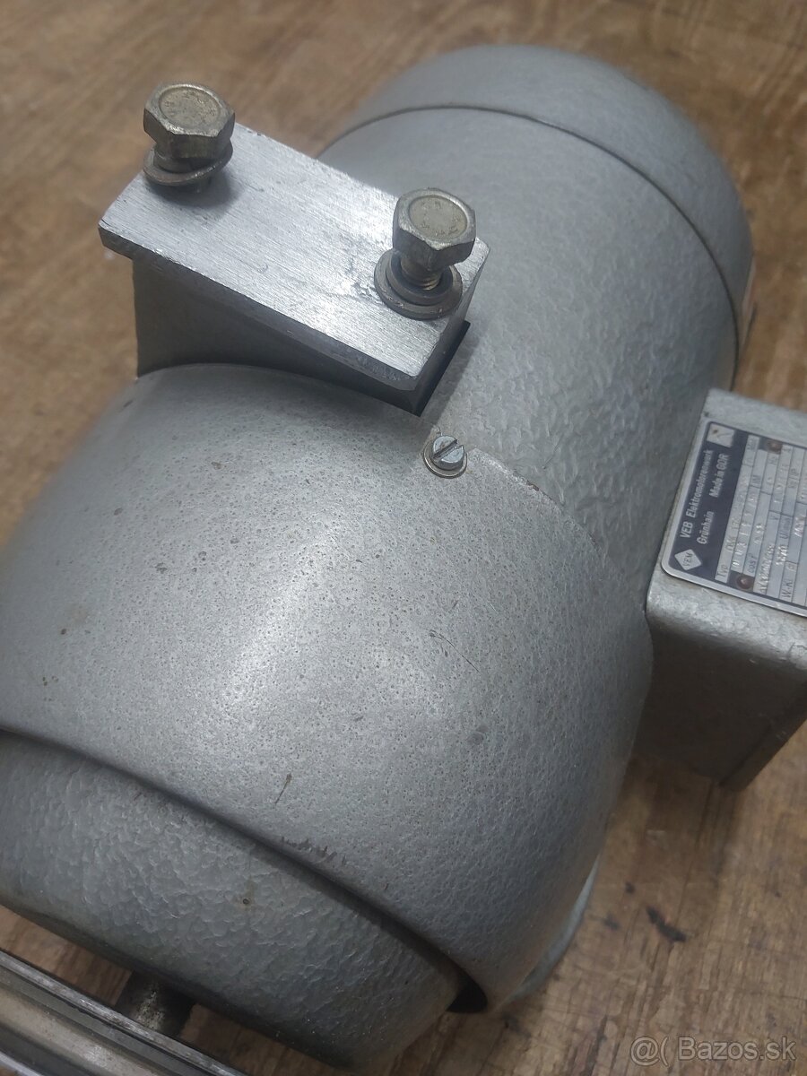 Motor na šijaci stroj - 2