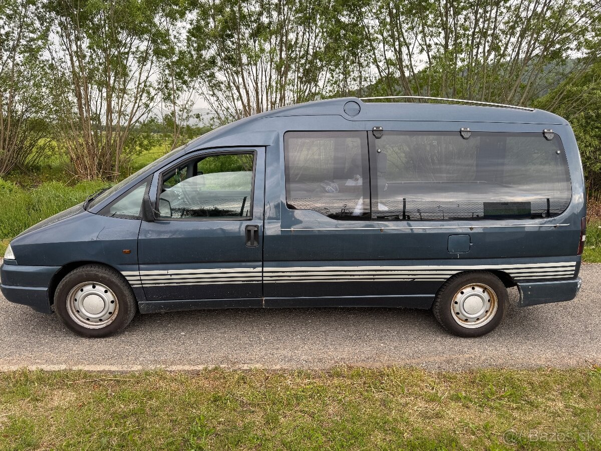 Pohrebné auto - 2