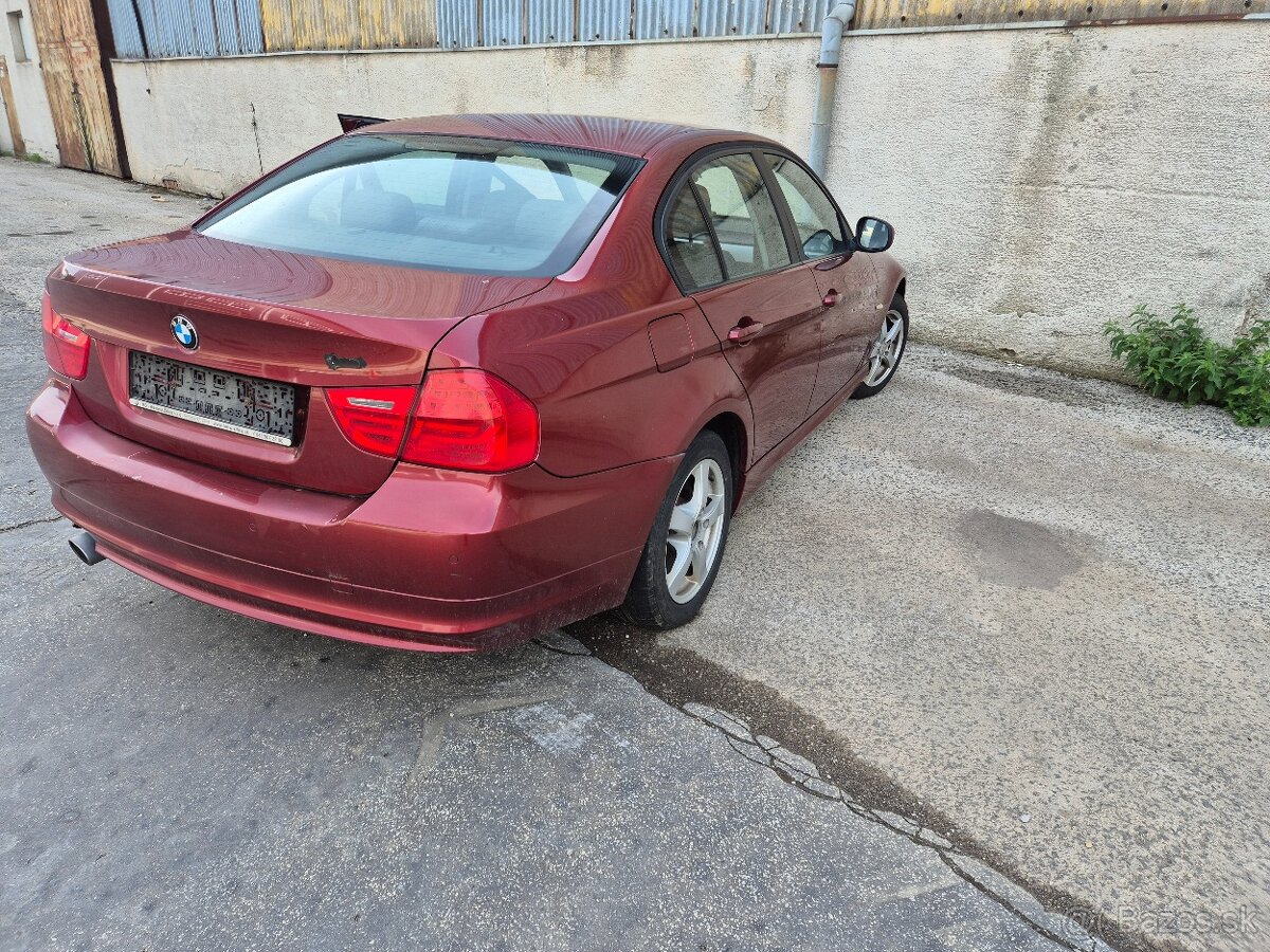Rozpredam BMW E90 LCI 320 XD - 2