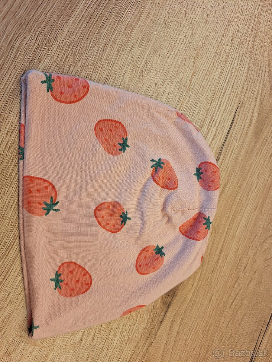 Lindex čiapka 40/42 jahody - 2