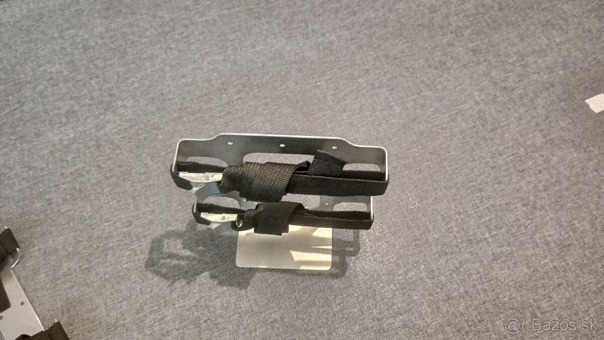 Držiak kanistra, fľaše na hliníkové kufre - 2