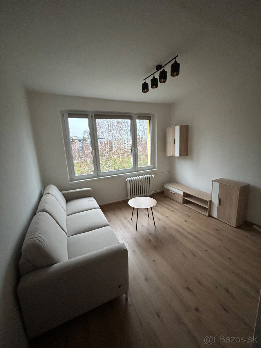 Prenájom 1,5-izbového bytu po kompletnej rekonštrukcii - 2