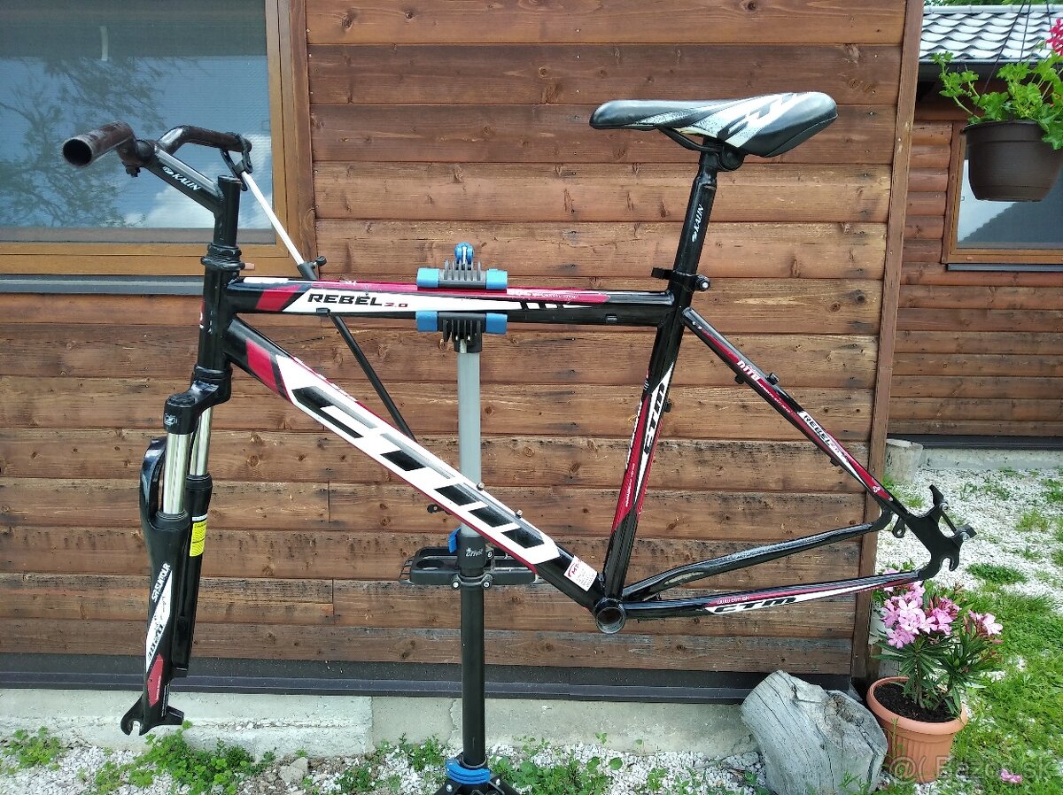 Predám rámovu sadu CTM Rebel - 2