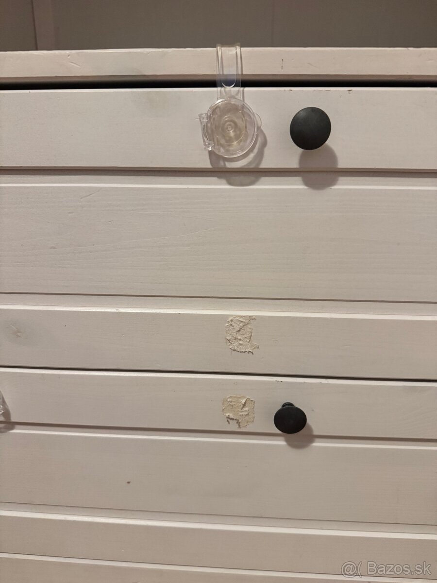 Prebaľovací pult - 2