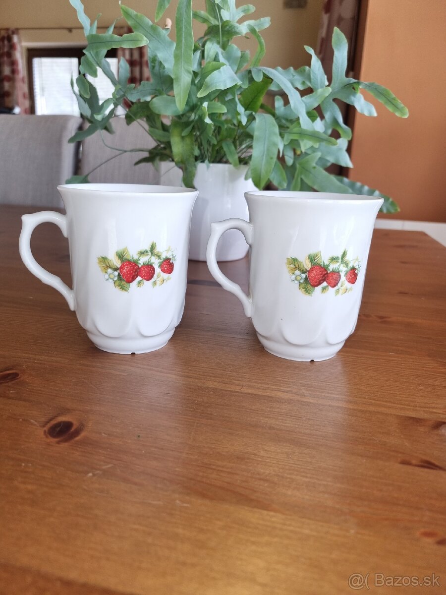 Hrnčeky jahôdky Czechoslovakia 250 ml - 2