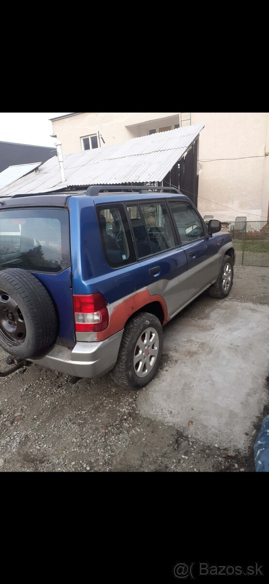 Mitsubishi Pajero 1.8 r.v 2004 - 2