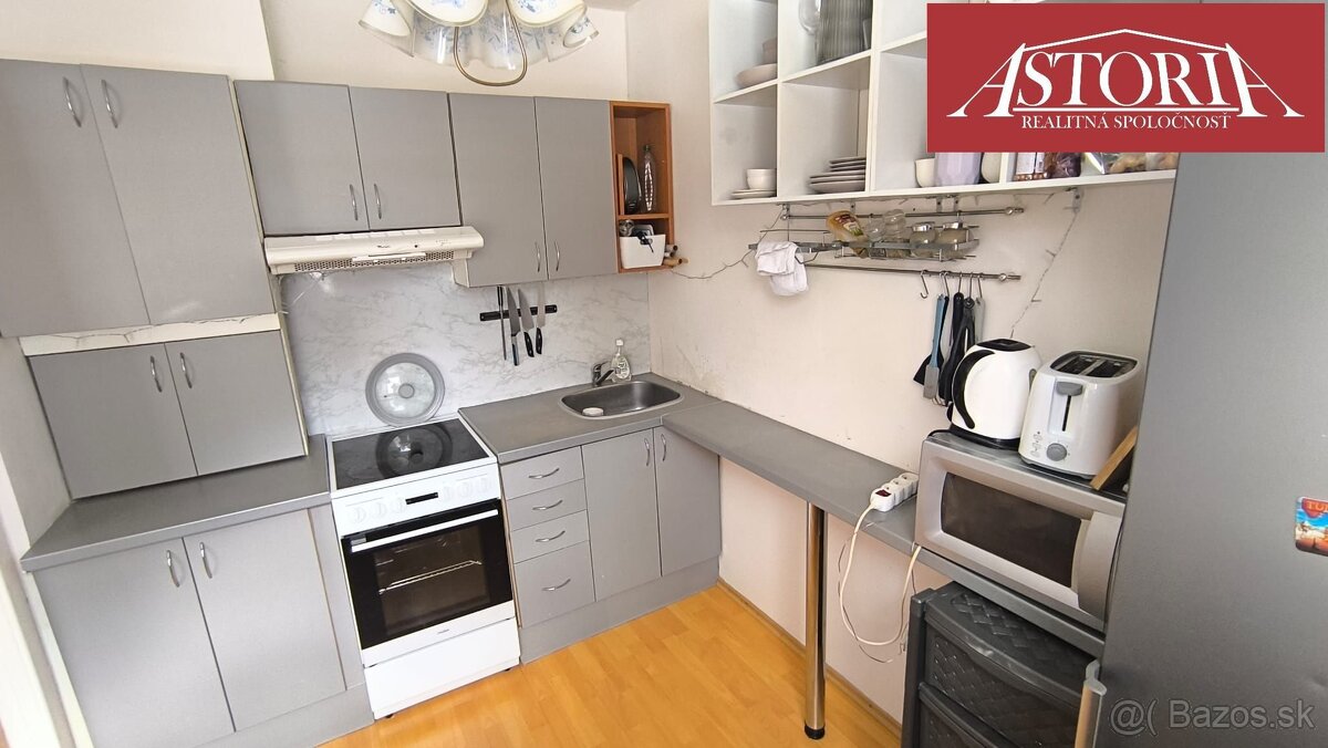 PREDAJ - 1-izbový byt - Martin - Košúty 1 - 2