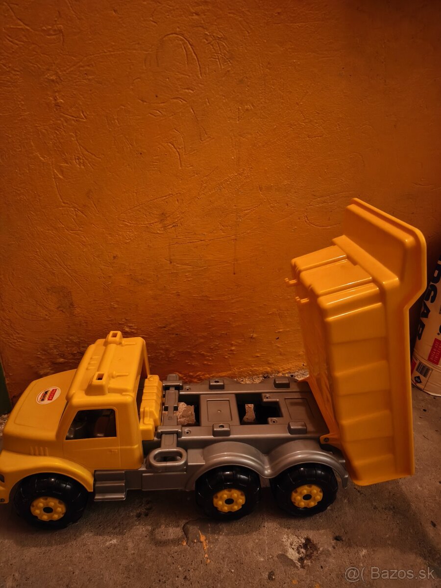 Tatra s vyklapanim - 2