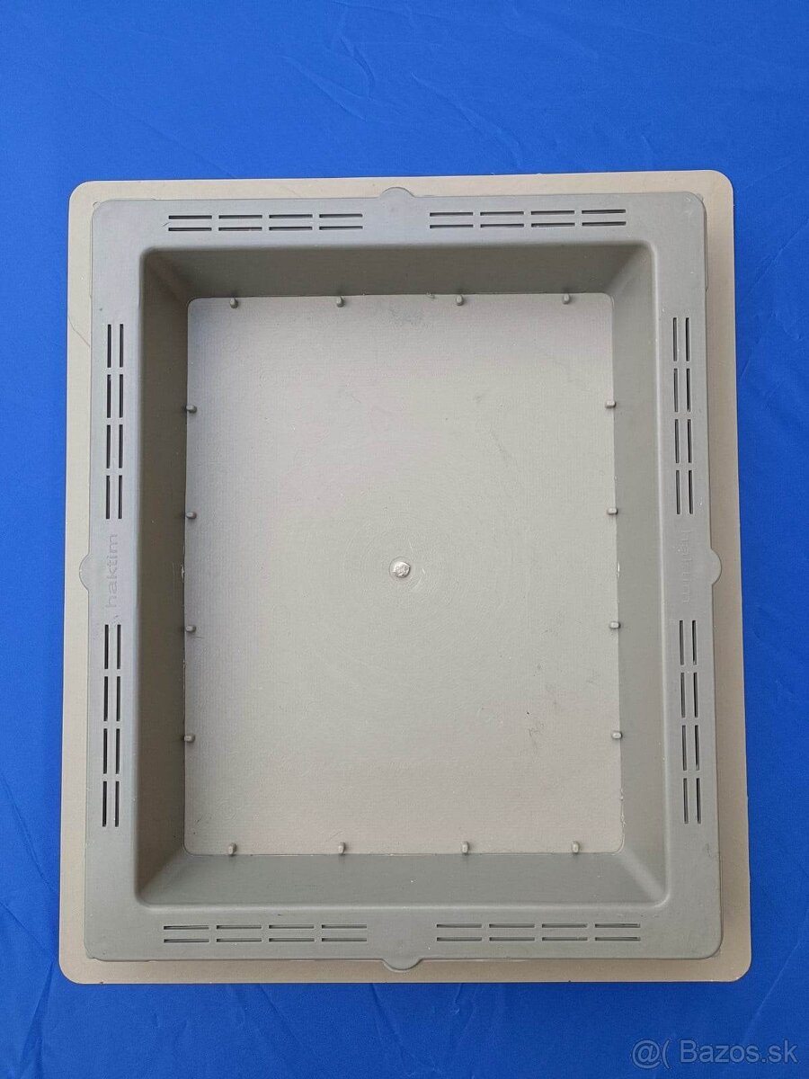 Včelie úle-štvorstranné stropné krmítko 5l - 2